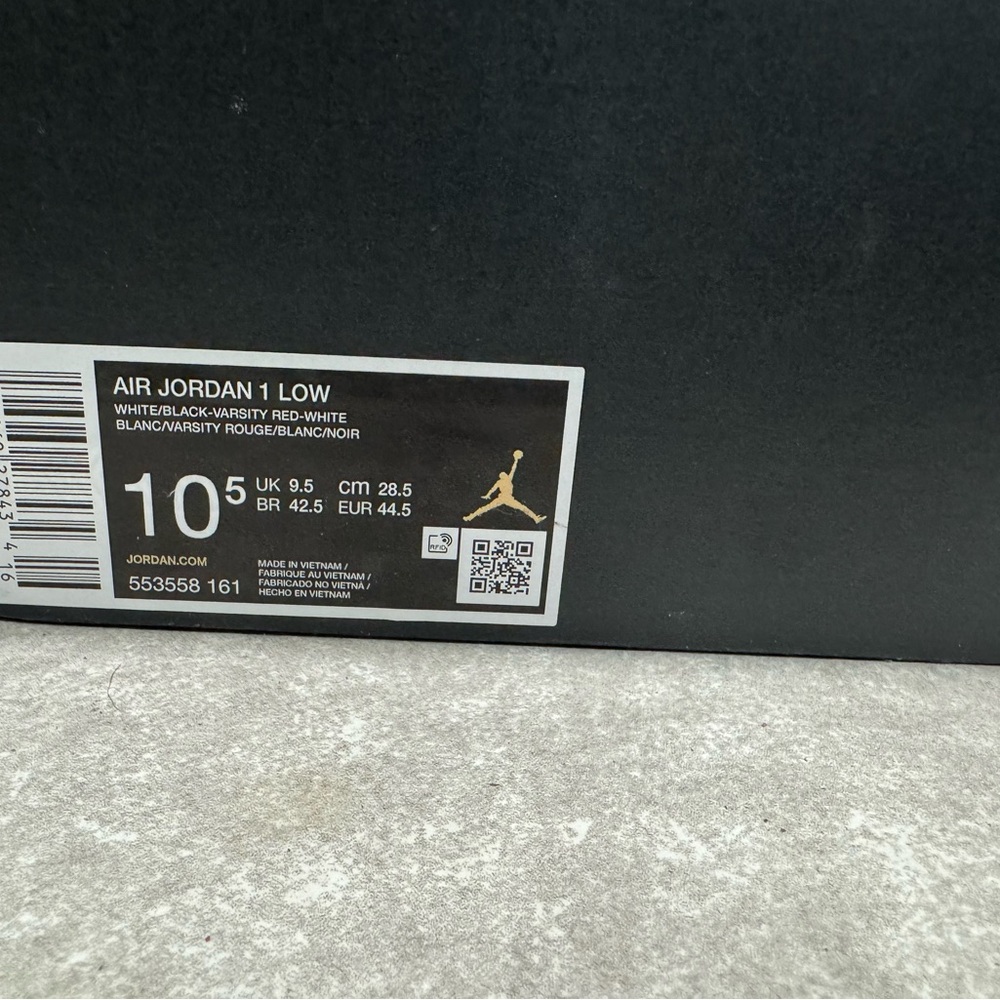Size 10.5 - Air Jordan 1 Low Bred Toe 2.0 - Picture 8 of 8